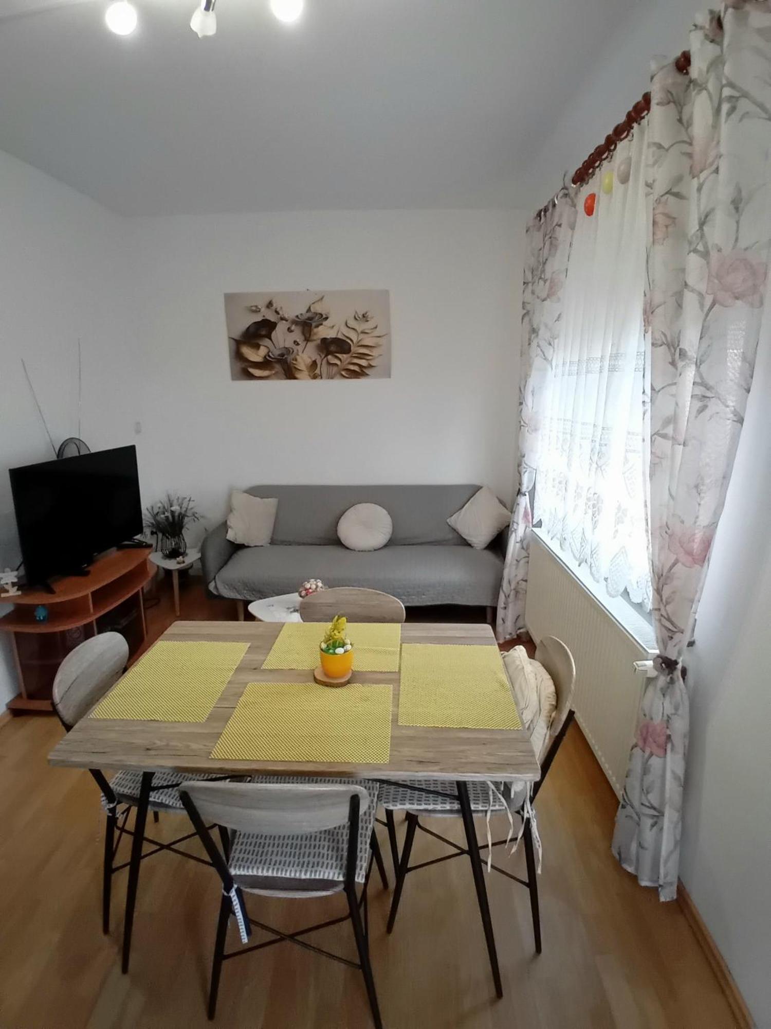 קרפינה Apartman Nada מראה חיצוני תמונה