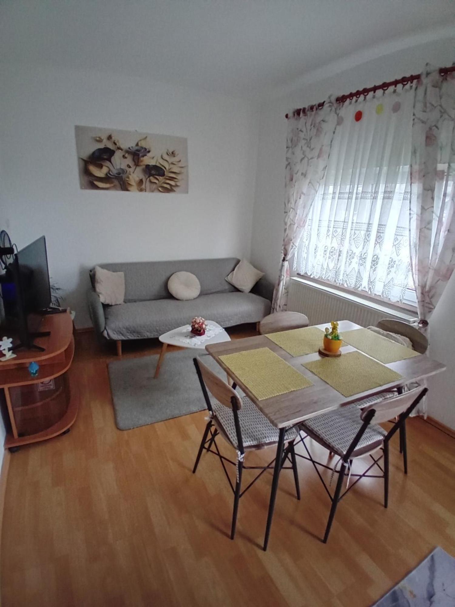 קרפינה Apartman Nada מראה חיצוני תמונה